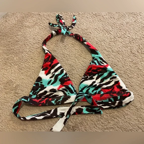 Matching Bikini Set - Picture 3 of 4